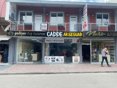 ANA CADDE DE REFİK CESURDA DEPREME DAYANIKLI KİRALIK İŞ